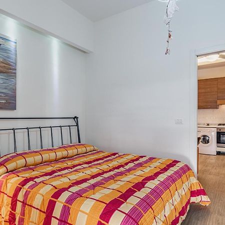 Naxos Bay Flat With Terrace 50 Meters From The Sea Apartment Giardini Naxos Luaran gambar