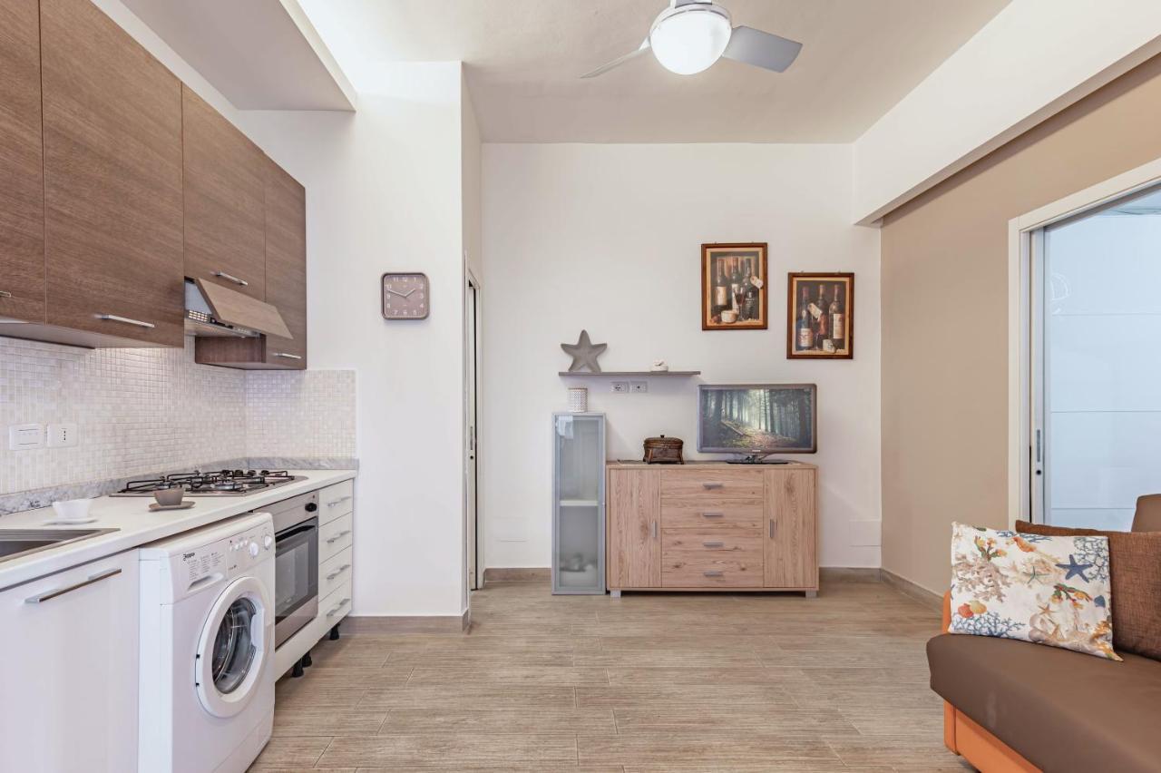 Naxos Bay Flat With Terrace 50 Meters From The Sea Apartment Giardini Naxos Luaran gambar